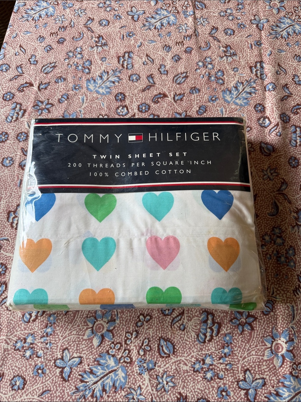 Tommy Hilfiger Twin sweetheart Sheet Set- Rainbow Hearts
